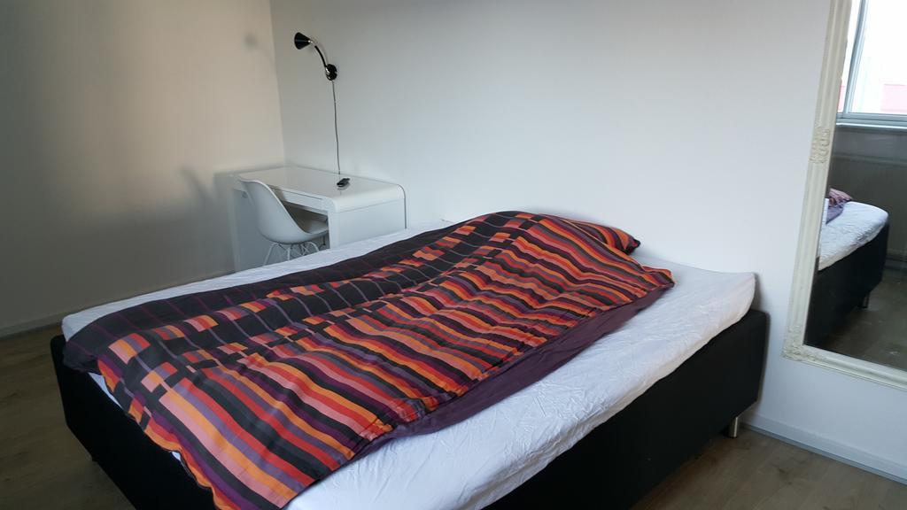 Vandrehuset 2 Og 3 Nuuk Bilik gambar
