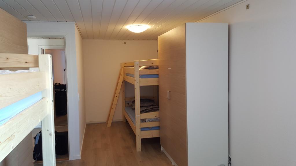 Vandrehuset 2 Og 3 Nuuk Bilik gambar